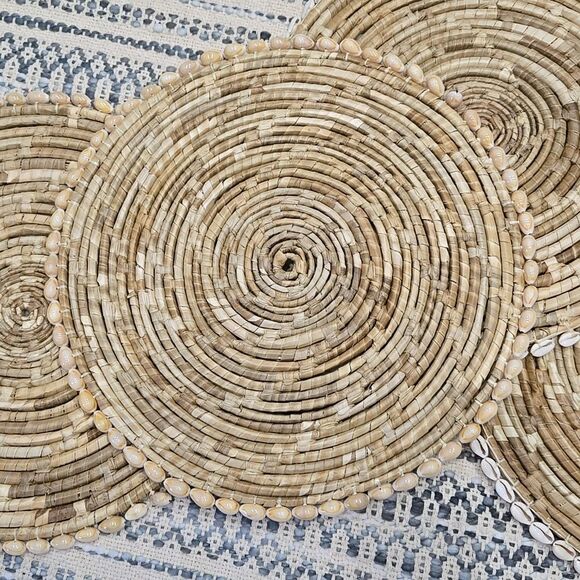 Beach Boho Table Decor Round Placemats Pandan Seashells Centerpiece - Picture 9 of 11